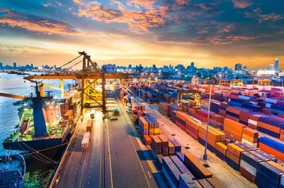 江苏外贸出口额领先浙江，为何贸易顺差反被大幅超越？——基于电子商务视角的深度解析